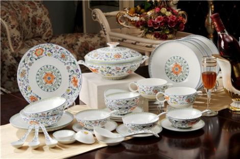 让淄博陶瓷重回世界舞台的中央  